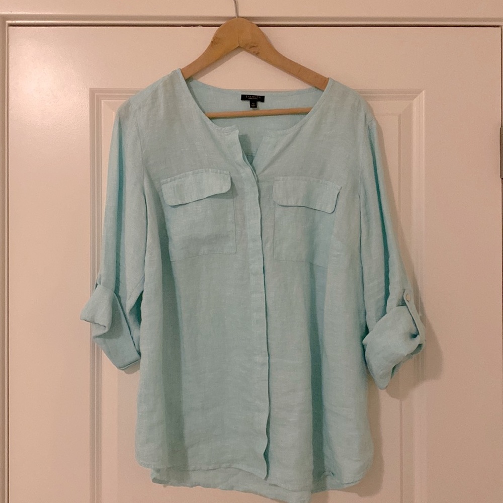 Beautiful blue Talbots xP tunic.